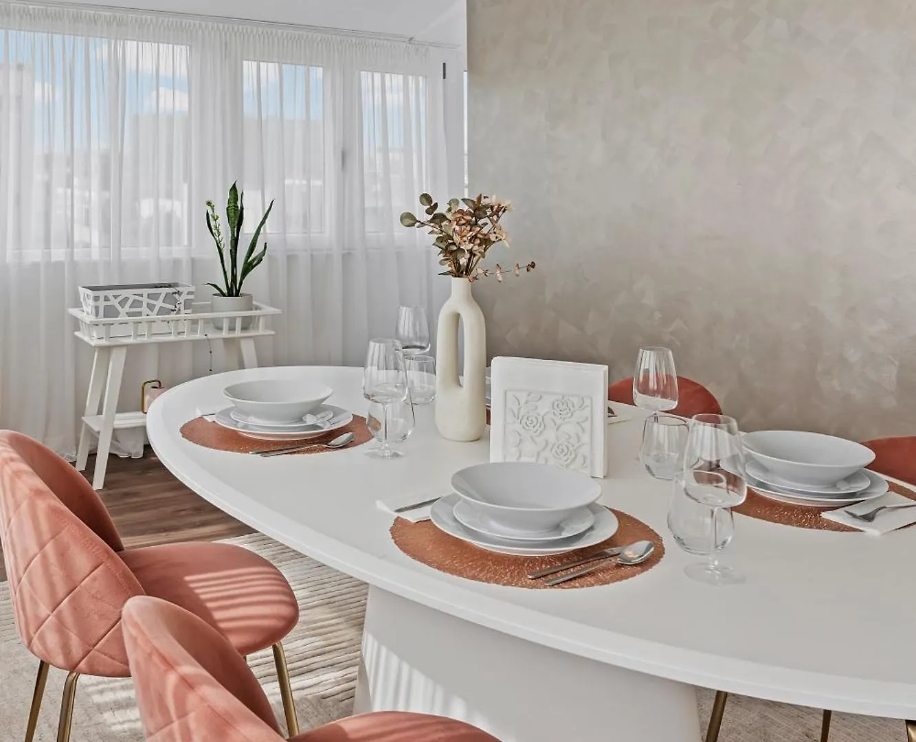 Parliament Retreat - Urban Hideaway Apartment Bucharest