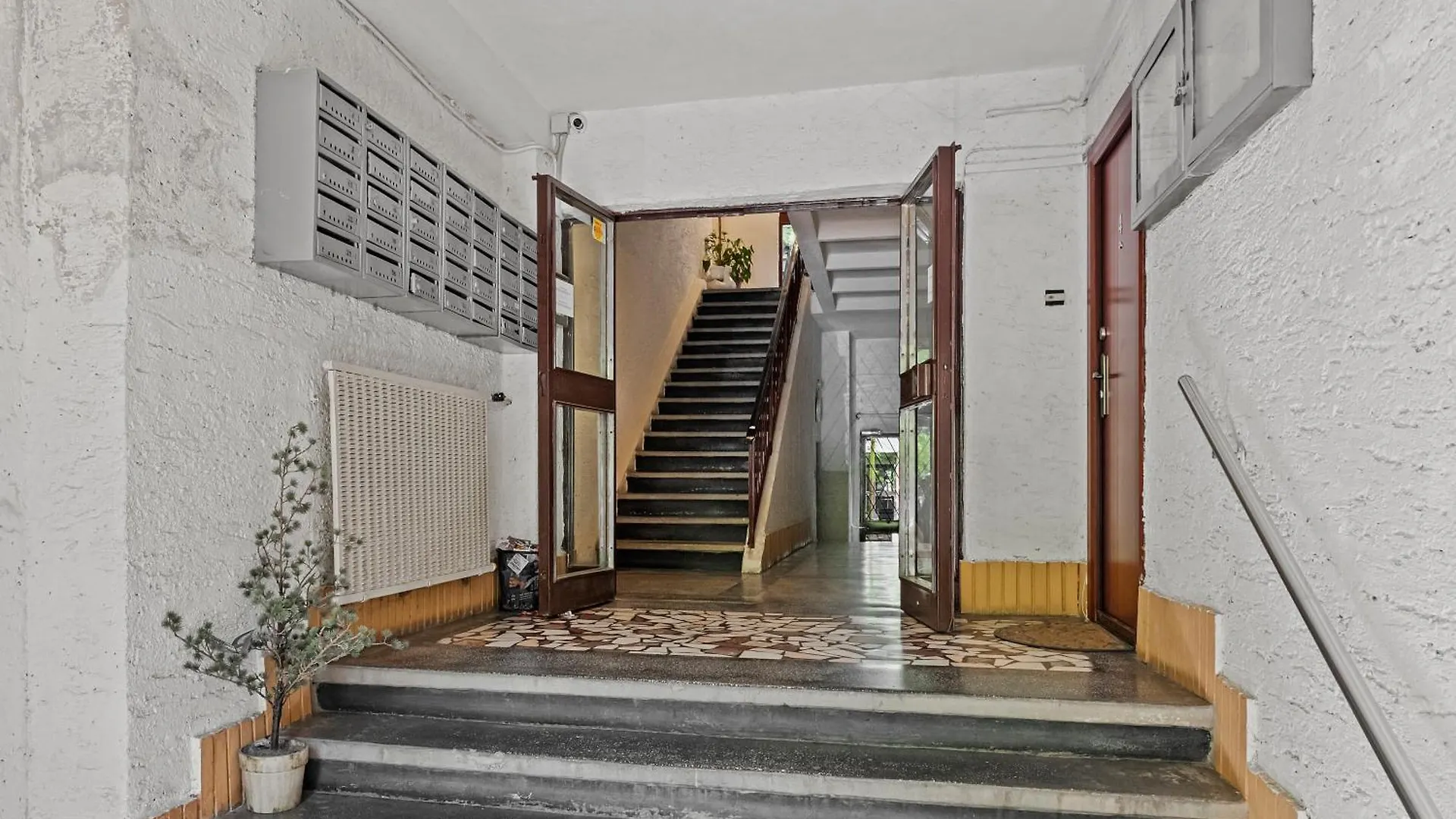 Parliament Retreat - Urban Hideaway Apartment Bucharest